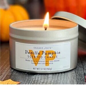 Trader Joe's Vanilla Pumpkin Scented Candle NWT